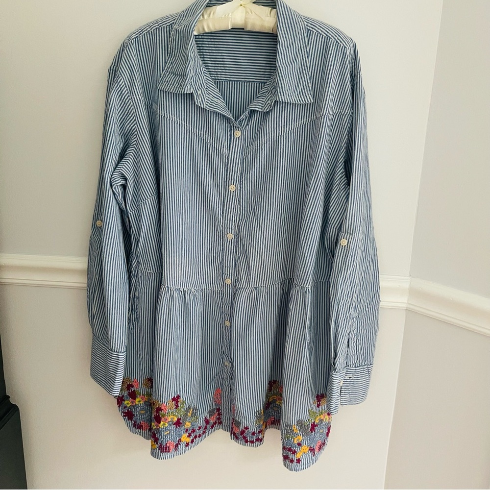 A Personal Touch women’s size 2X 100% cotton button up striped embroidered